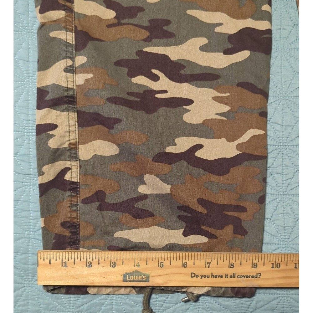 Levi's '94 Baggy Cargo Pants Womens 28 Green Camo Jogger Drawstring Cuffed Hem - Picture 13 of 13